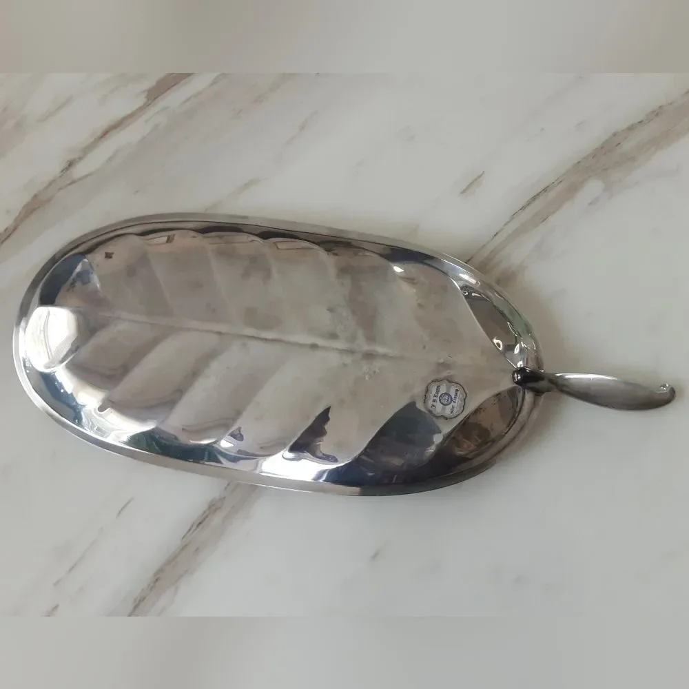 F.B. ROGERS SILVER CO Silver Plated Banana Leaf Charcuterie Serving Tray 13